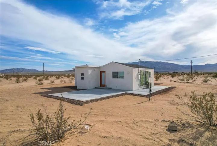 Serene Modern Home Backdoor With Great Wifi, Games, Movies, Patio Seating And Bbq Easy Access To North Joshua Tree National Park In 10 Minutes Twentynine Palms Exterior foto